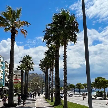 Sealavita, Modern 2 Bedroom Sea & Sunset View *