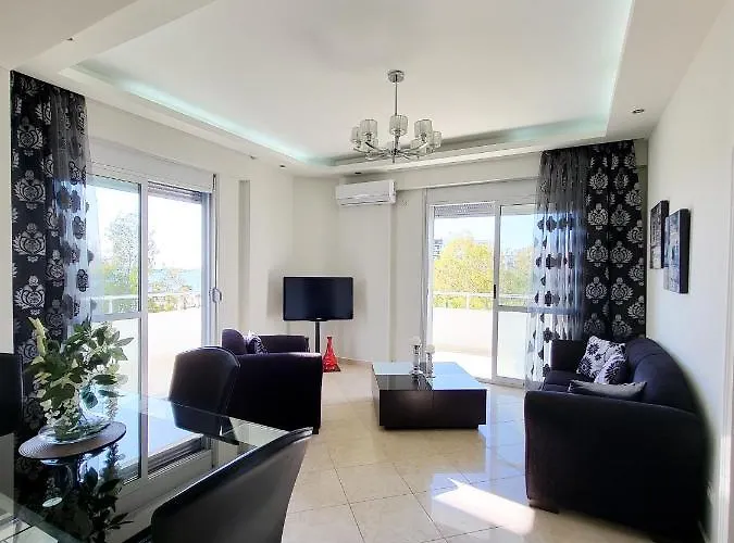 Sealavita, Modern 2 Bedroom Sea & Sunset View