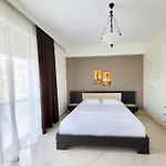 Sealavita, Modern 2 Bedroom Sea & Sunset View