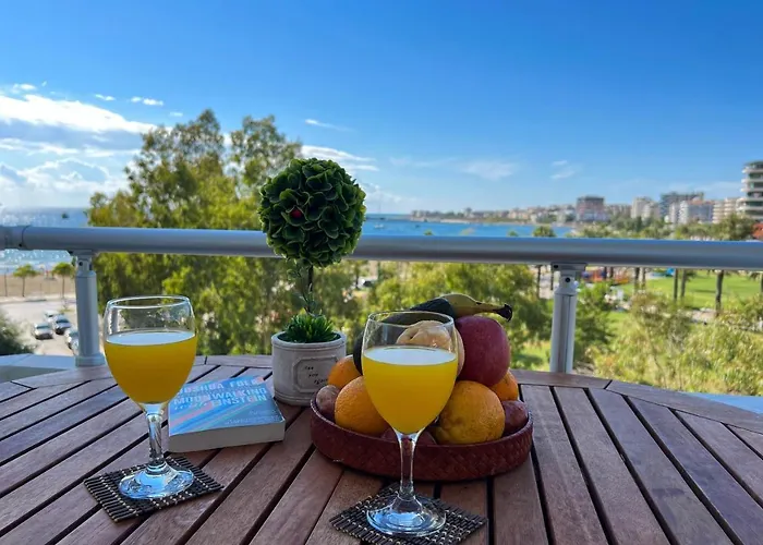 Sealavita, Modern 2 Bedroom Sea & Sunset View * Vlorë