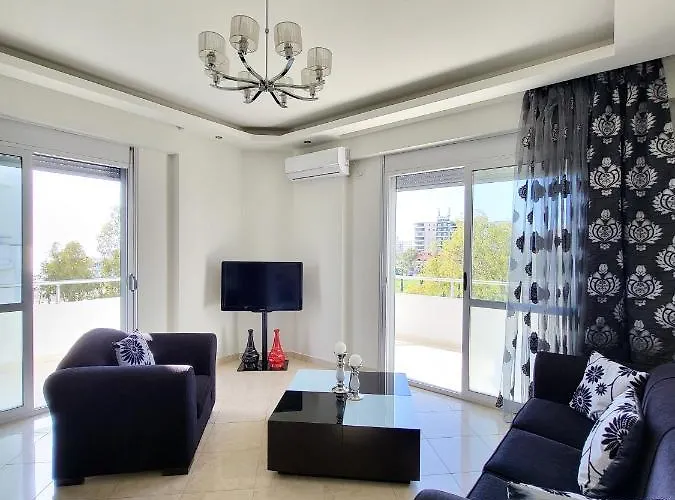 Sealavita, Modern 2 Bedroom Sea & Sunset View Апартаменты Влёра